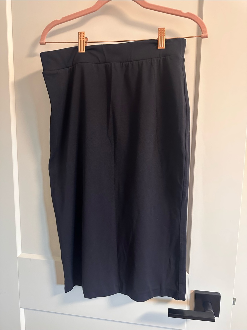 Babaton black Straight Midi Pencil Skirt